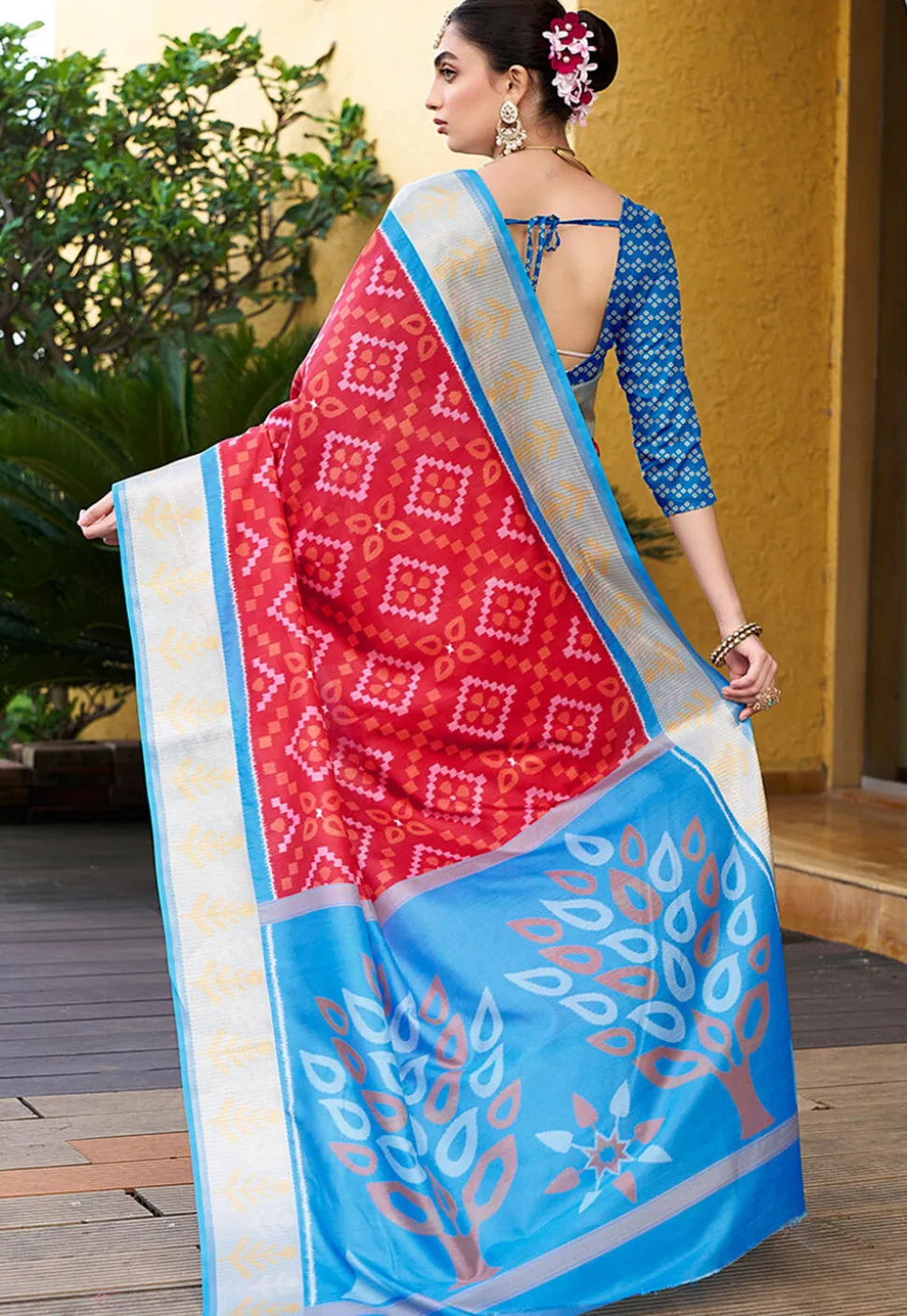 Digital Printed Crepe Saree in Red