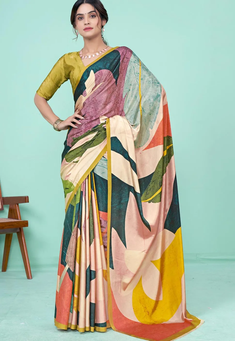 Digital Printed Crepe Saree in Multicolor
