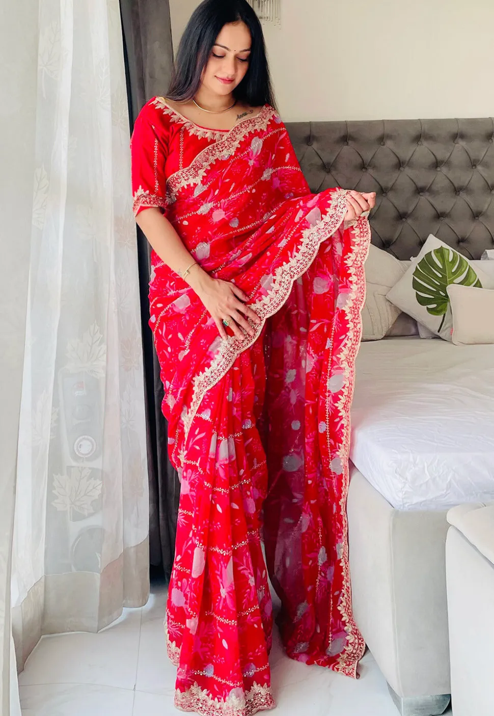 Digital Printed Georgette Scalloped Saree in Red