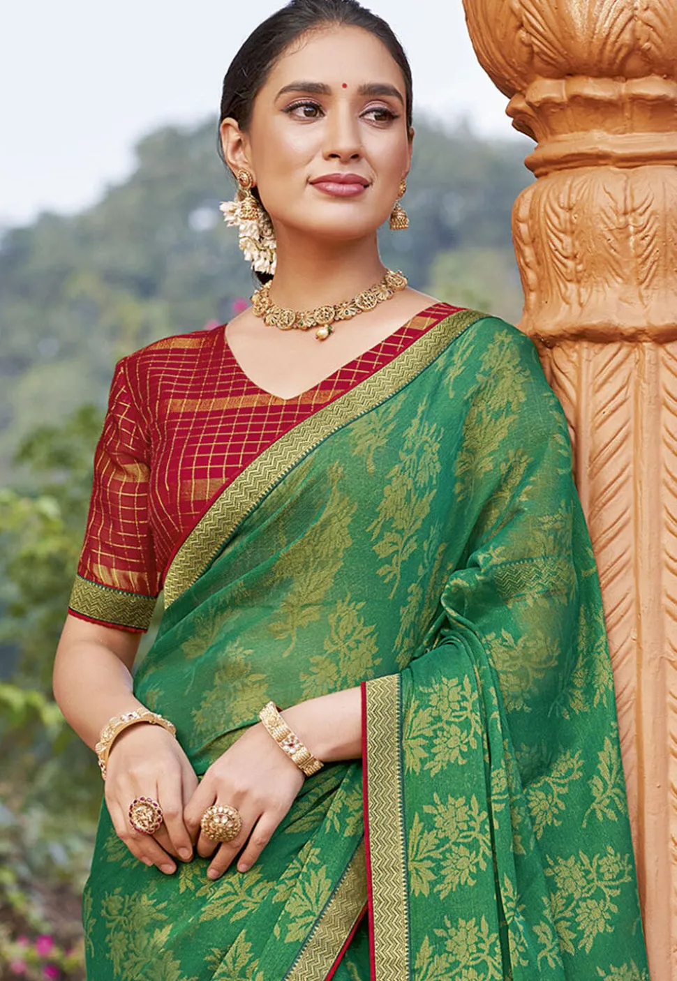 Digital Printed Georgette Saree in Green
