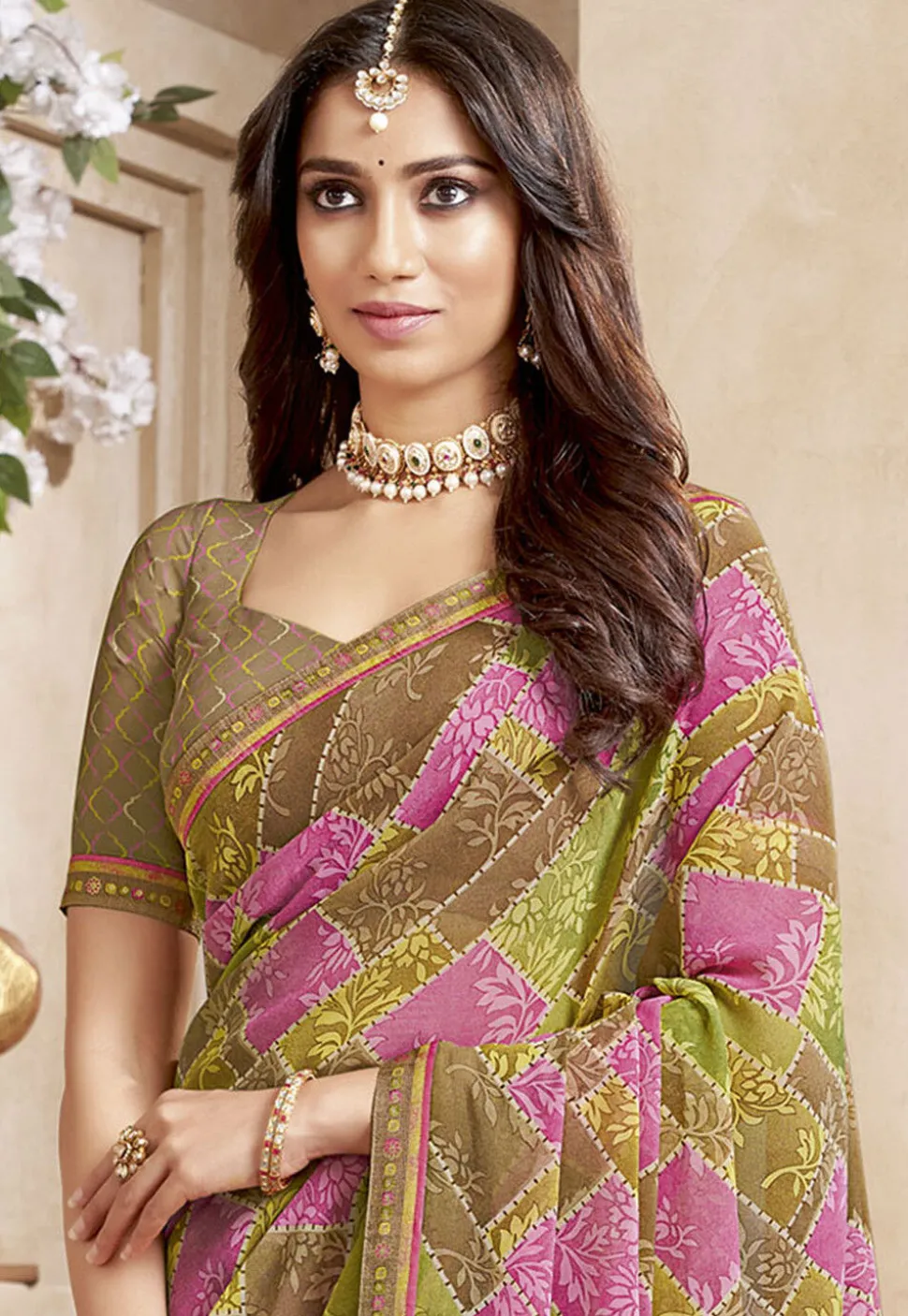 Digital Printed Georgette Saree in Multicolor