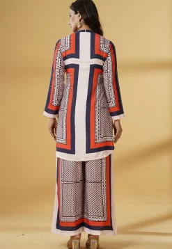 Digital Printed Muslin Silk Straight Kurta Set in Multicolor