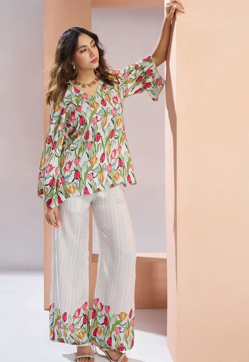 Digital Printed Muslin Silk Top Set in Off White