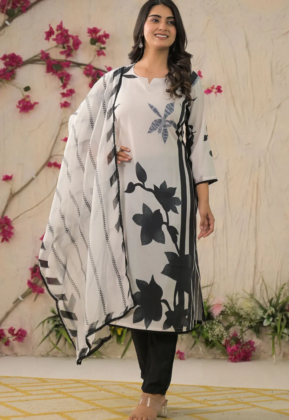 Digital Printed Muslin Silk Pakistani Suit in Off White
