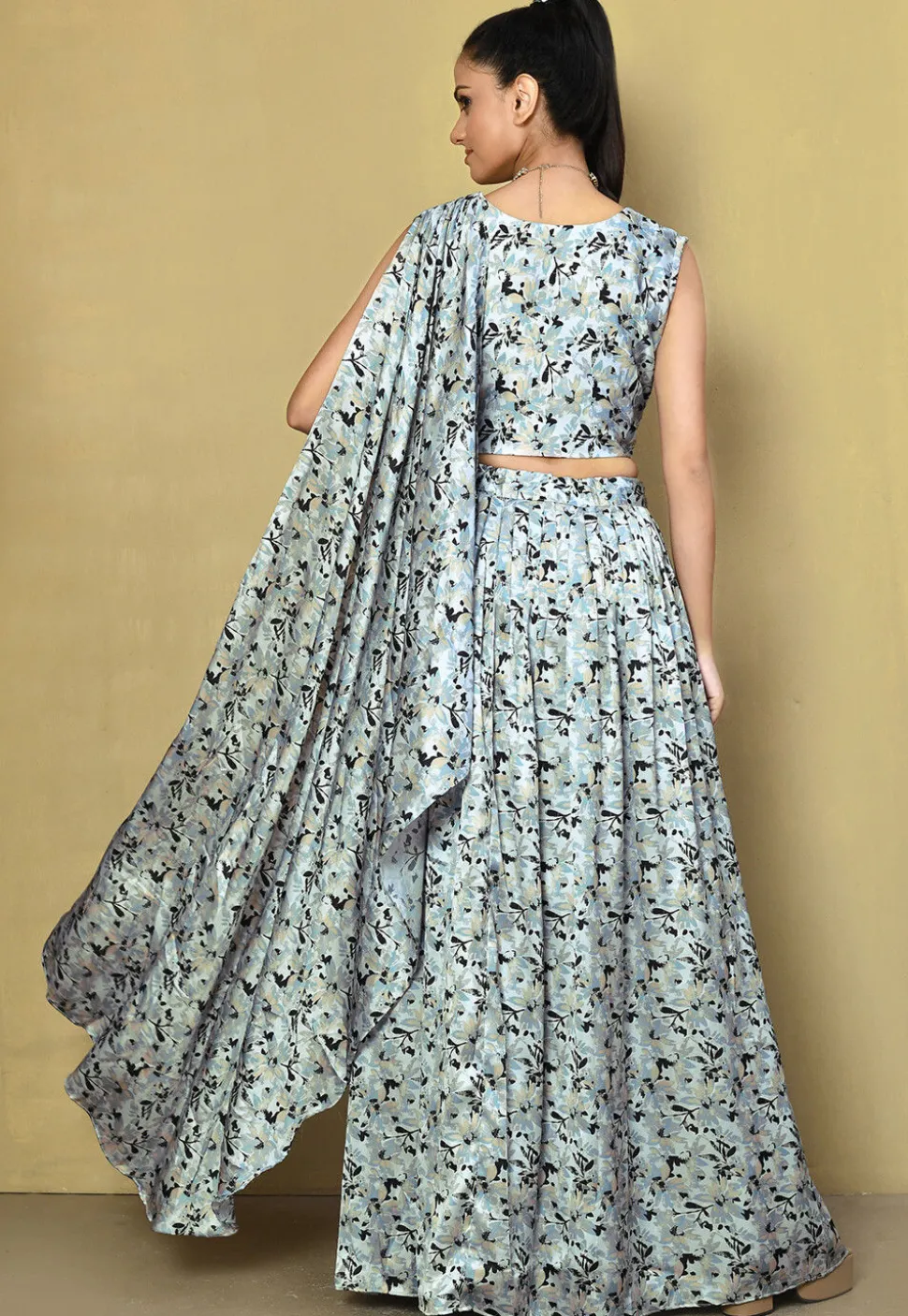 Digital Printed Satin Crop Top Set in Grey