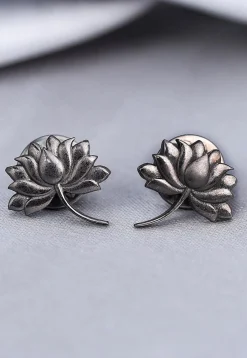 Divine Lotus Metallic Collar Tips