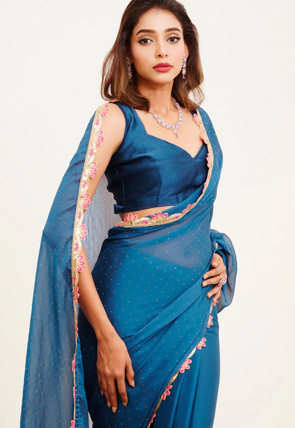 Embellished Border Chiffon Scalloped Saree in Teal Blue