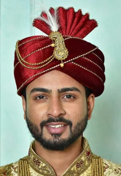Embellished Velvet Turban in Maroon