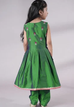 Embroidered Art Silk A Line Suit in Green