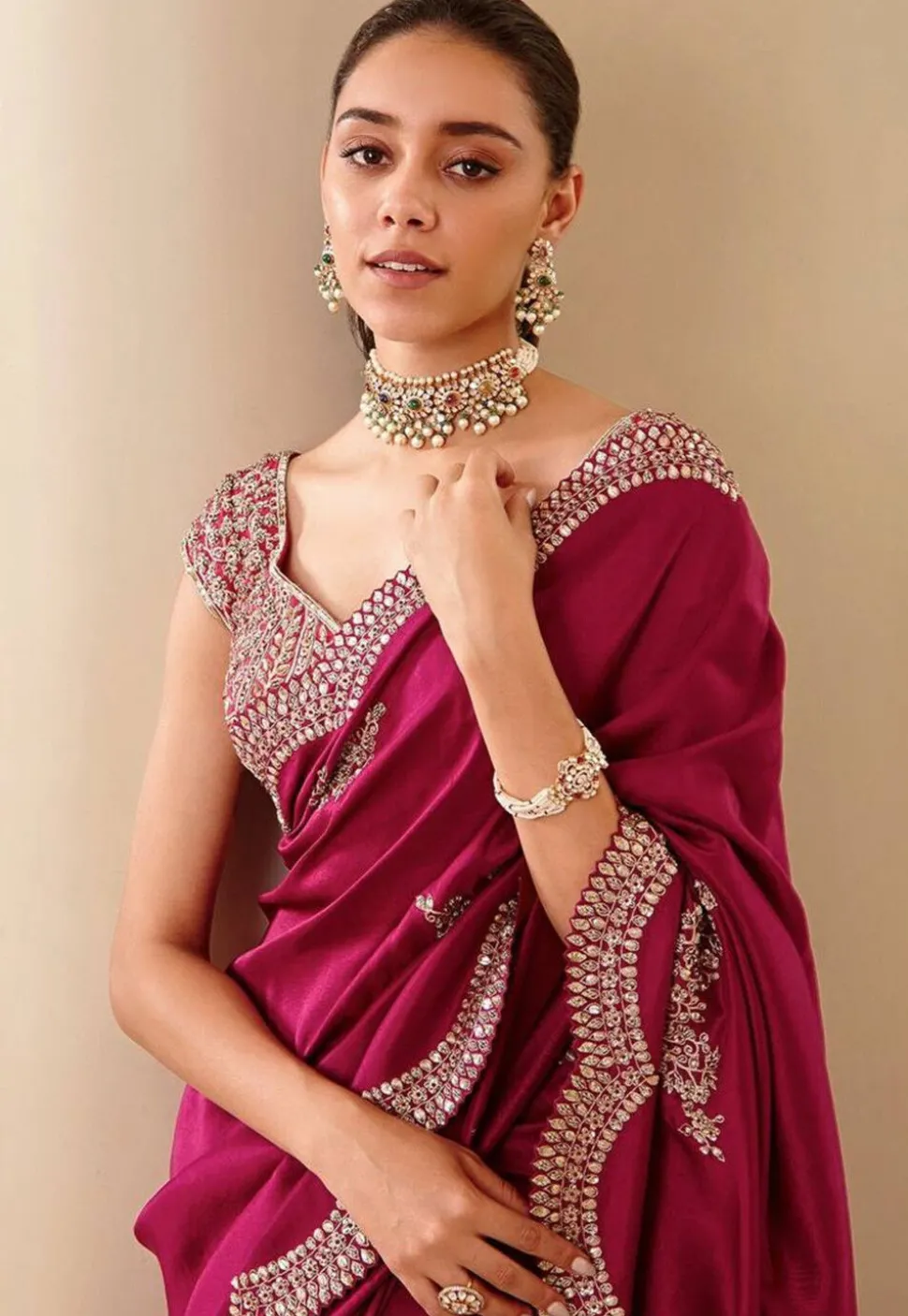 Embroidered Art Silk Scalloped Saree in Fuchsia