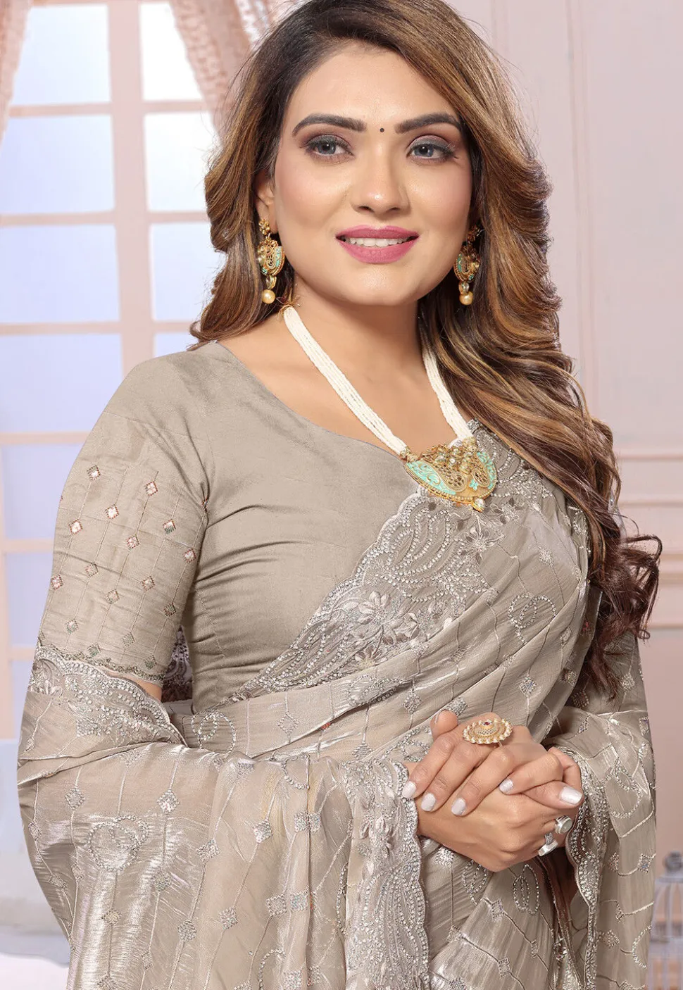 Embroidered Chiffon Saree in Grey