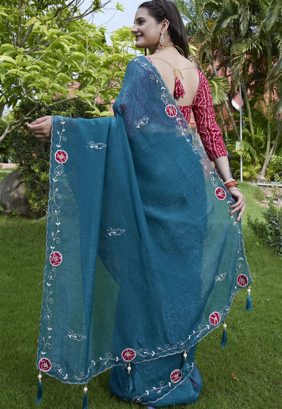 Embroidered Chiffon Scalloped Saree in Teal Blue