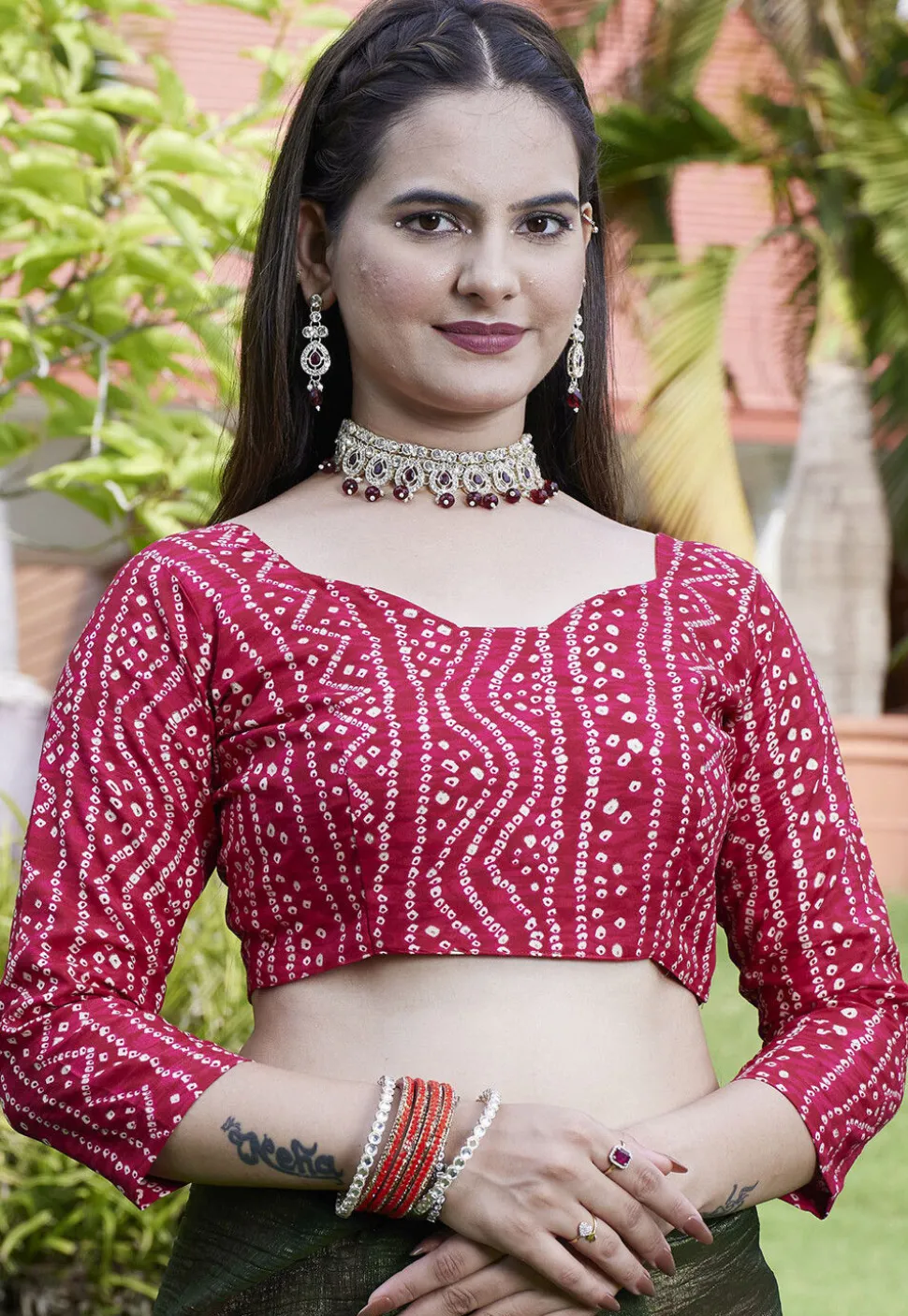 Embroidered Chiffon Scalloped Saree in Olive Green