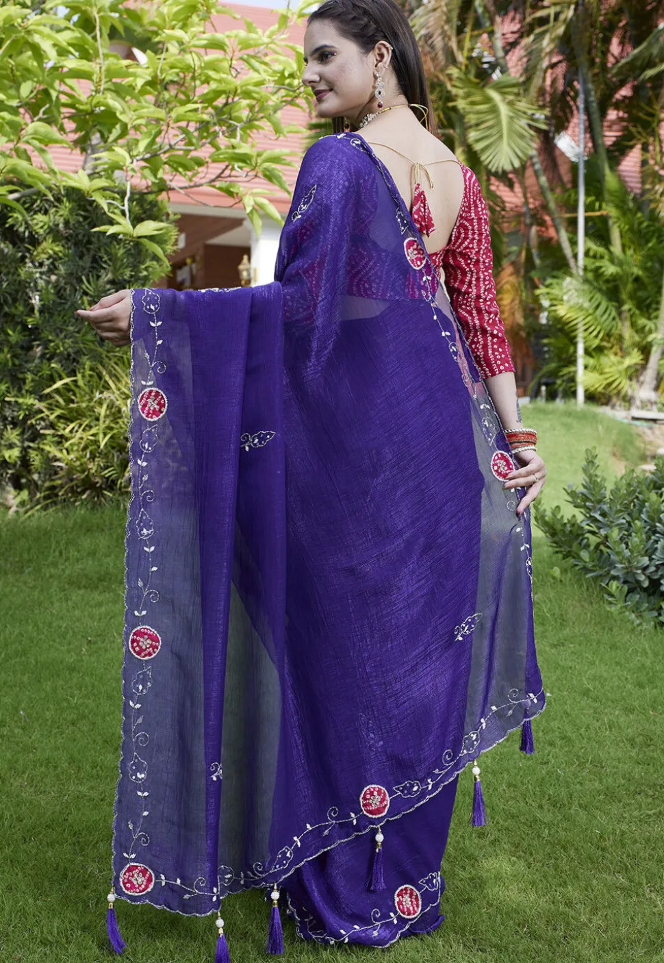 Embroidered Chiffon Scalloped Saree in Purple