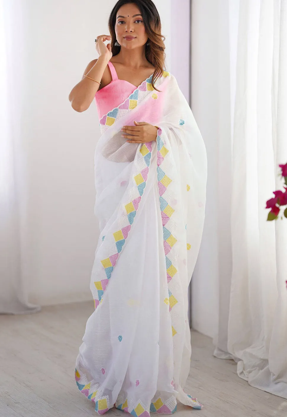 Embroidered Chinon Chiffon Scalloped Saree in Off White