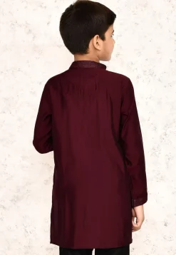 Embroidered Collar Lycra Kurta in Maroon