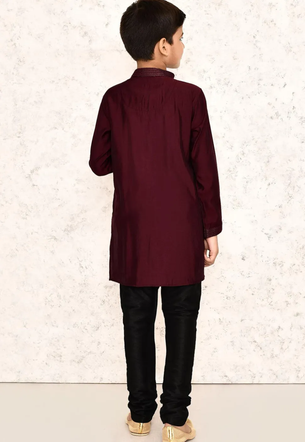 Embroidered Collar Lycra Kurta Set in Maroon