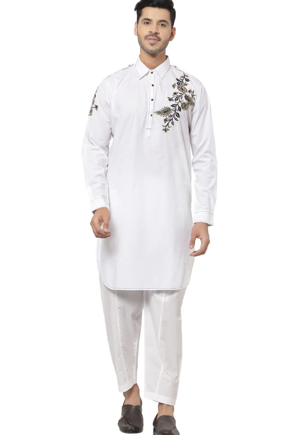 Embroidered Cotton Kurta Set in White
