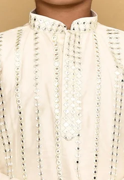 Embroidered Cotton Kurta in Off White