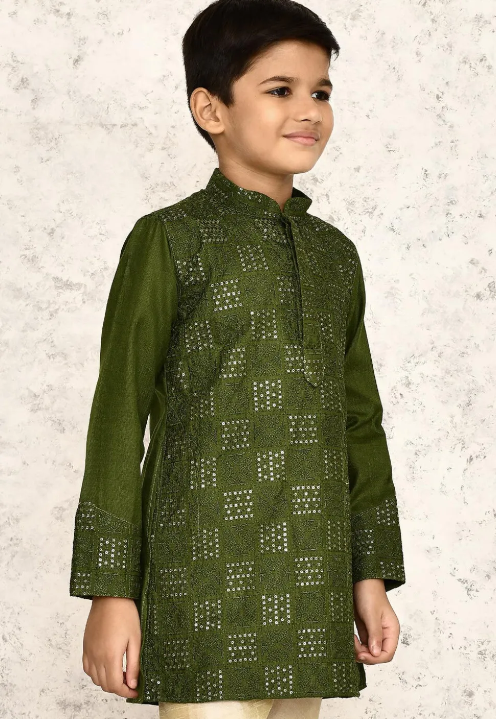 Embroidered Cotton Kurta in Olive Green