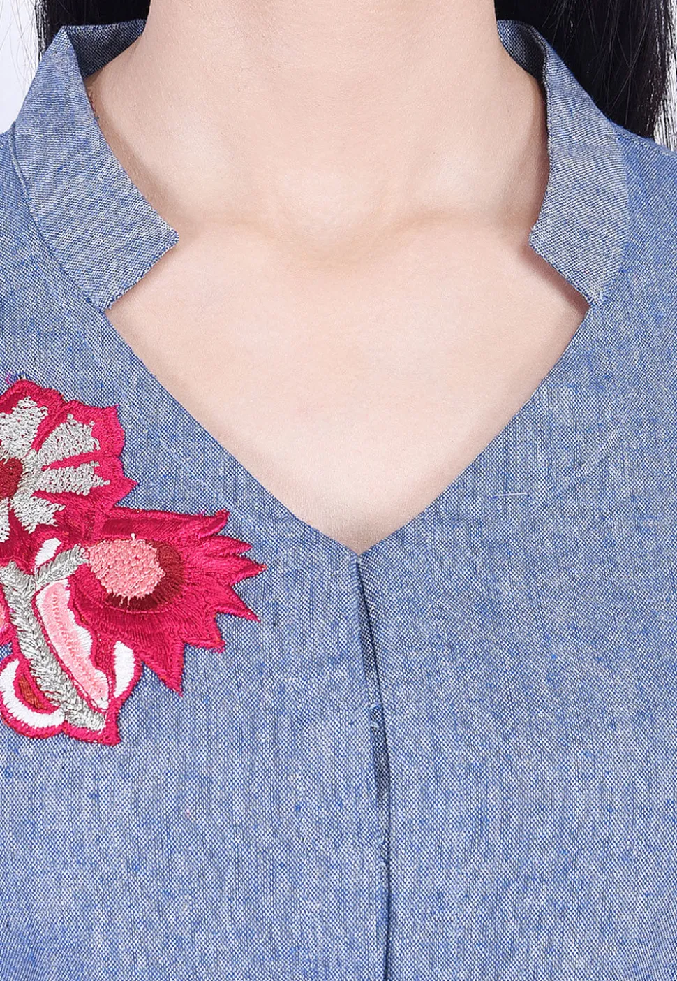 Embroidered Cotton Slub A Line Kurta in Blue