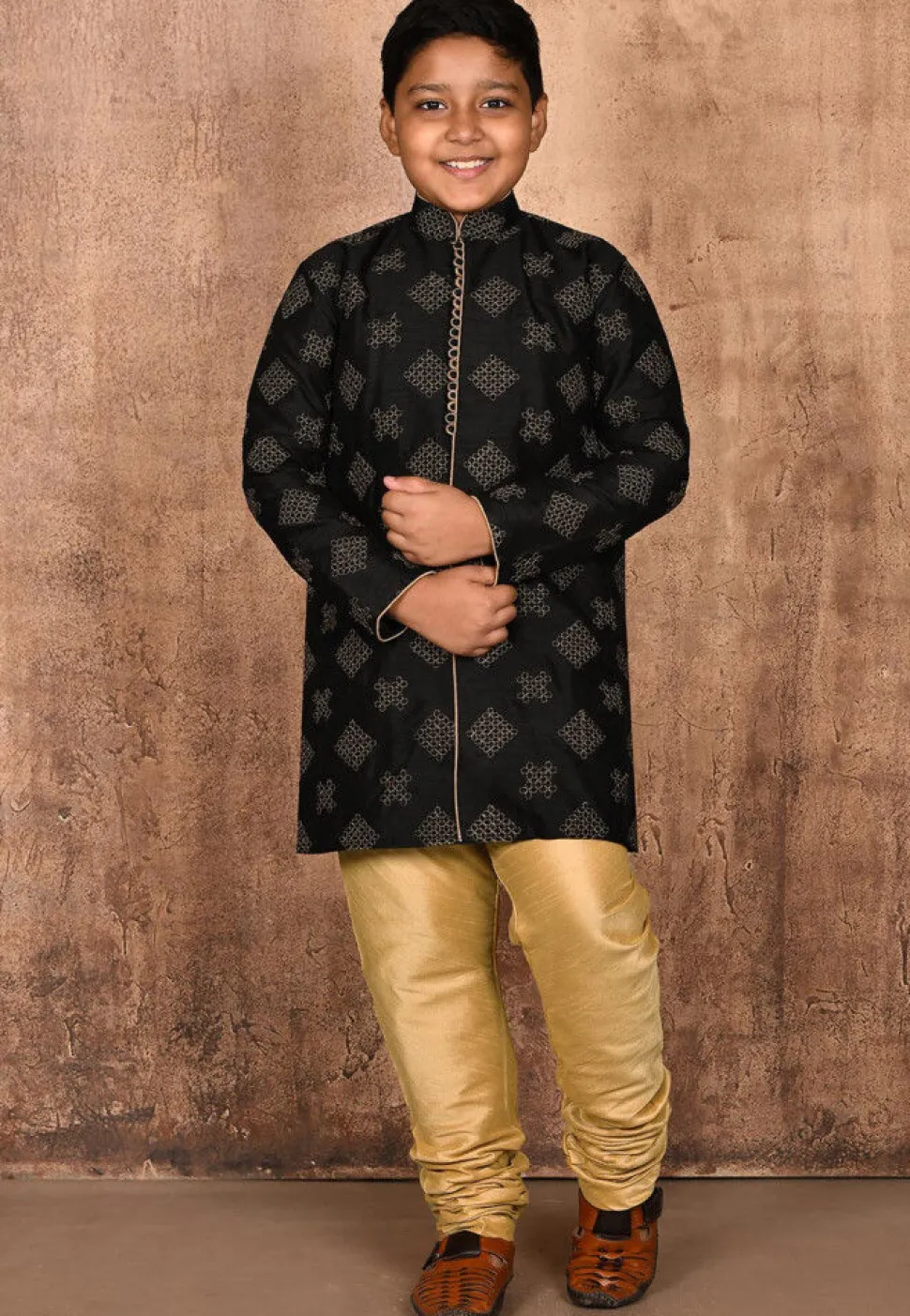 Embroidered Dupion Silk Kurta in Black