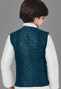 Embroidered Dupion Silk Kurta Set in Off White