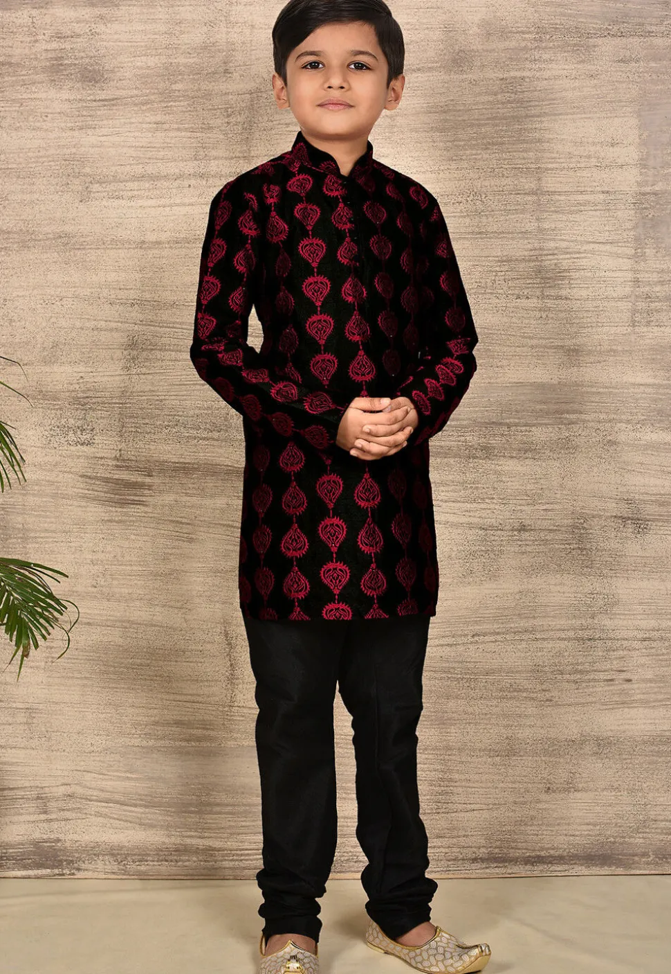 Embroidered Dupion Silk Kurta Set in Black