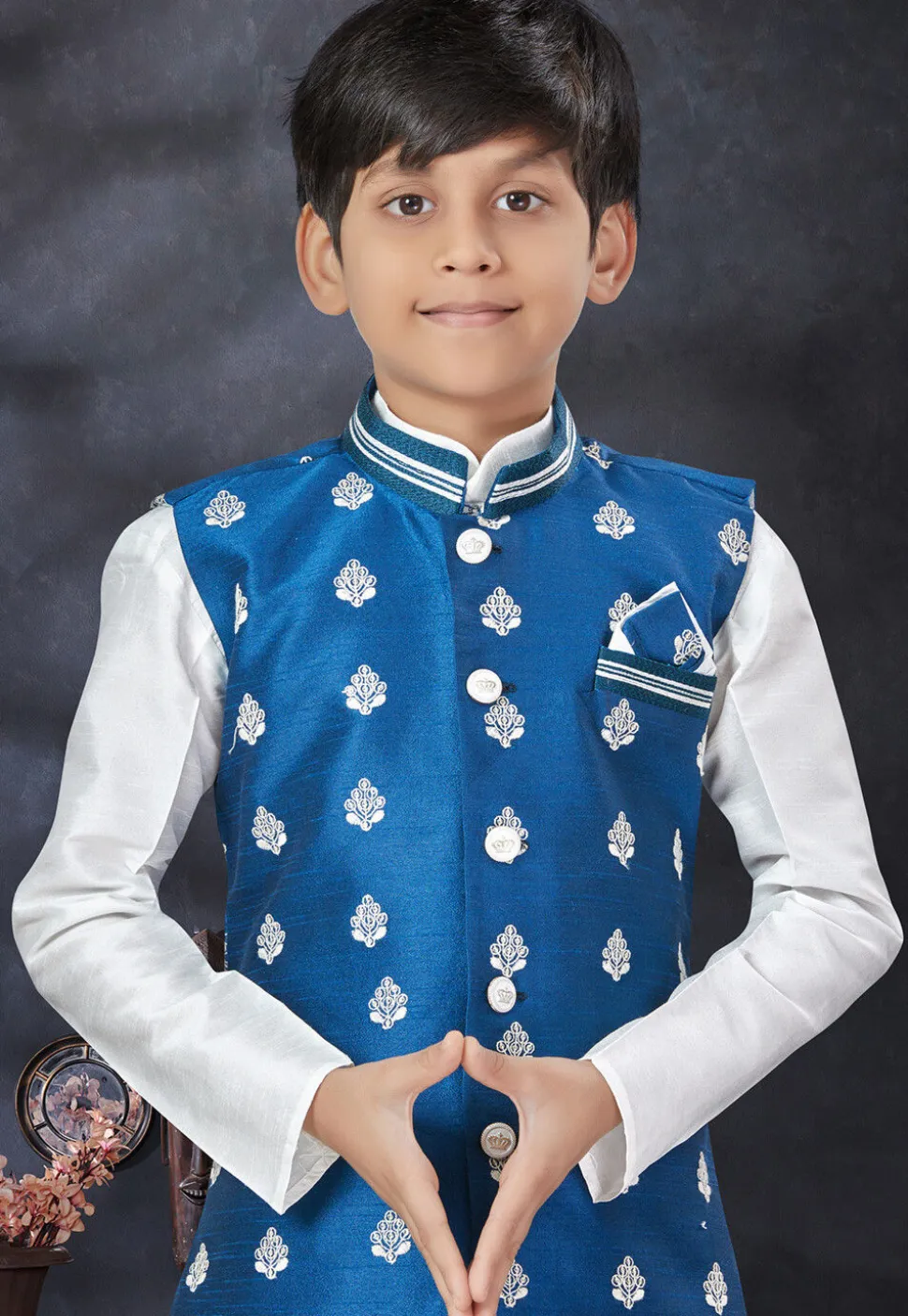 Embroidered Dupion Silk Kurta Set in Off White