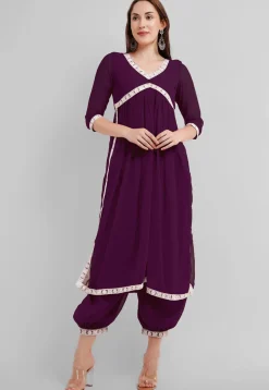 Embroidered Georgette Alia Cut Punjabi Suit in Violet