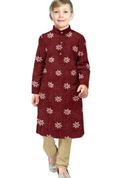 Embroidered Georgette Kurta Set in Maroon