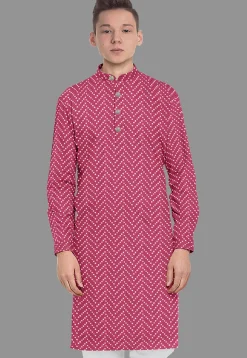 Embroidered Georgette Kurta in Fuchsia