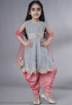 Embroidered Georgette Punjabi Suit in Grey