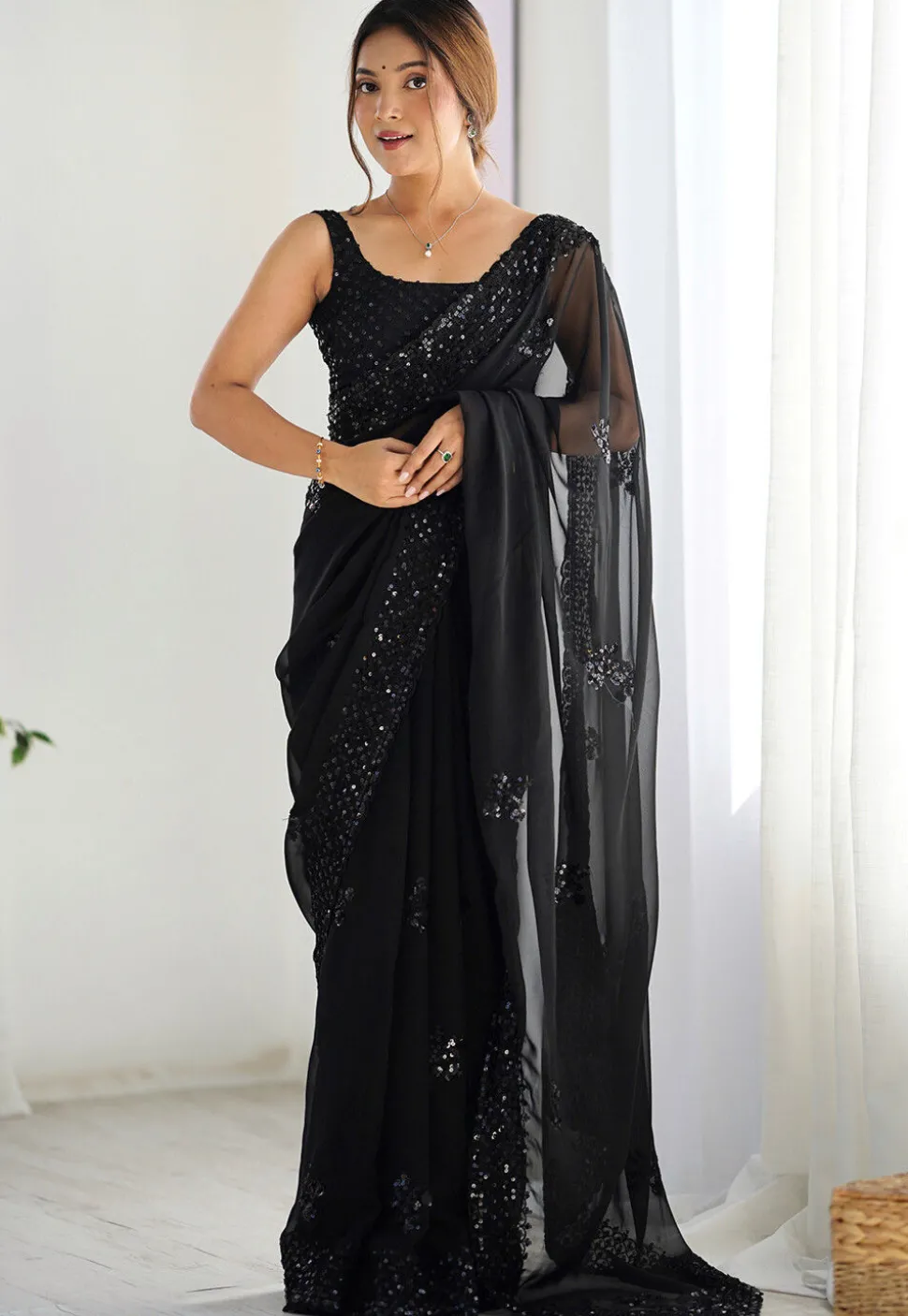 Embroidered Georgette Scalloped Saree in Black