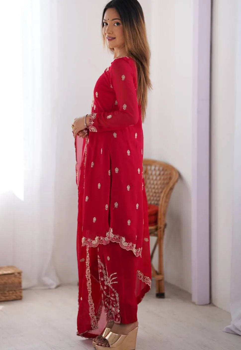 Embroidered Georgette Scalloped Pakistani Suit in Pink