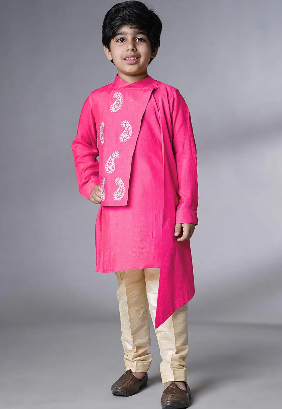 Embroidered Muslin Silk Asymmetric Kurta Set in Fuchsia