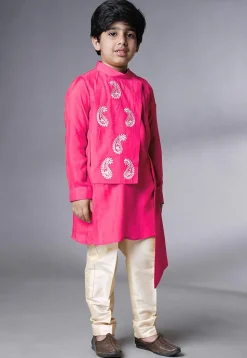 Embroidered Muslin Silk Asymmetric Kurta Set in Fuchsia