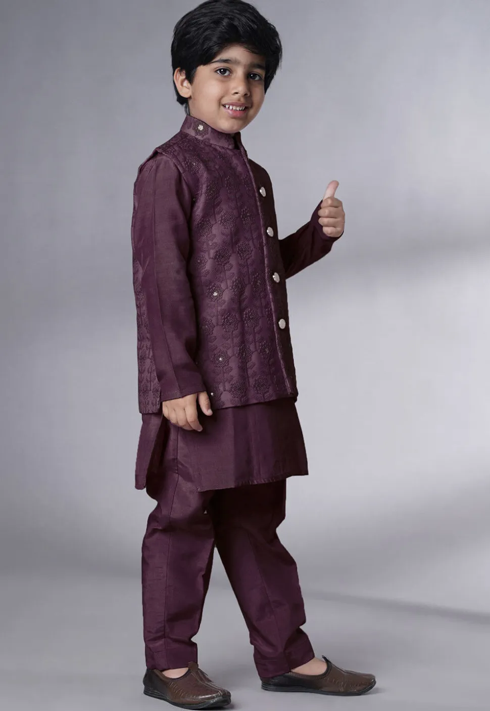 Embroidered Muslin Silk Kurta Set in Wine
