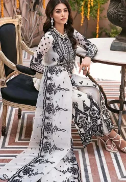 Embroidered Organza Front Slit Pakistani Suit in Off White