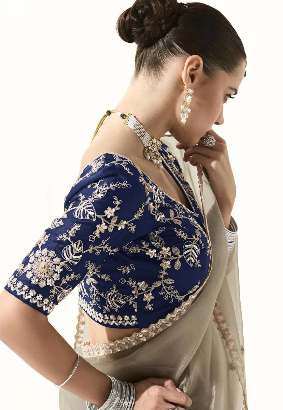 Embroidered Organza Saree in Grey