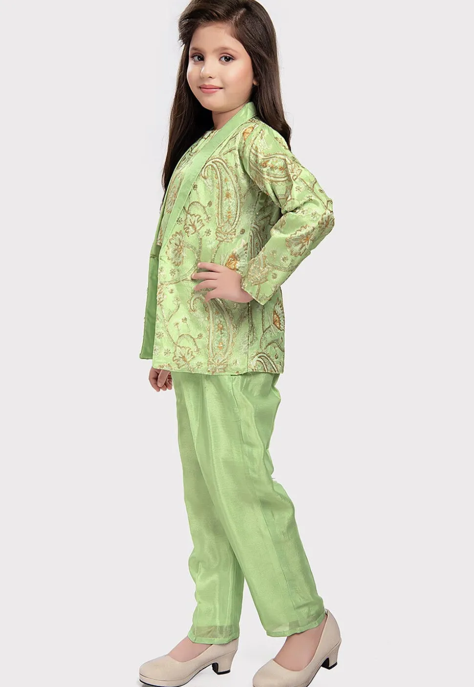 Embroidered Polyester Crop Top Set with Jacket in Light Green