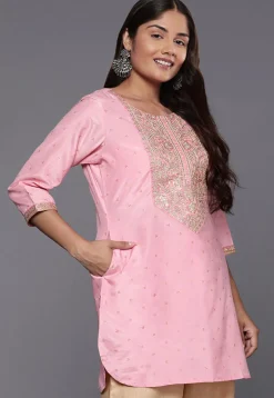 Embroidered Polyester Kurti in Pink