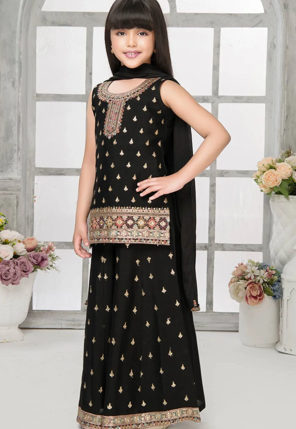 Embroidered Polyester Pakistani Suit in Black