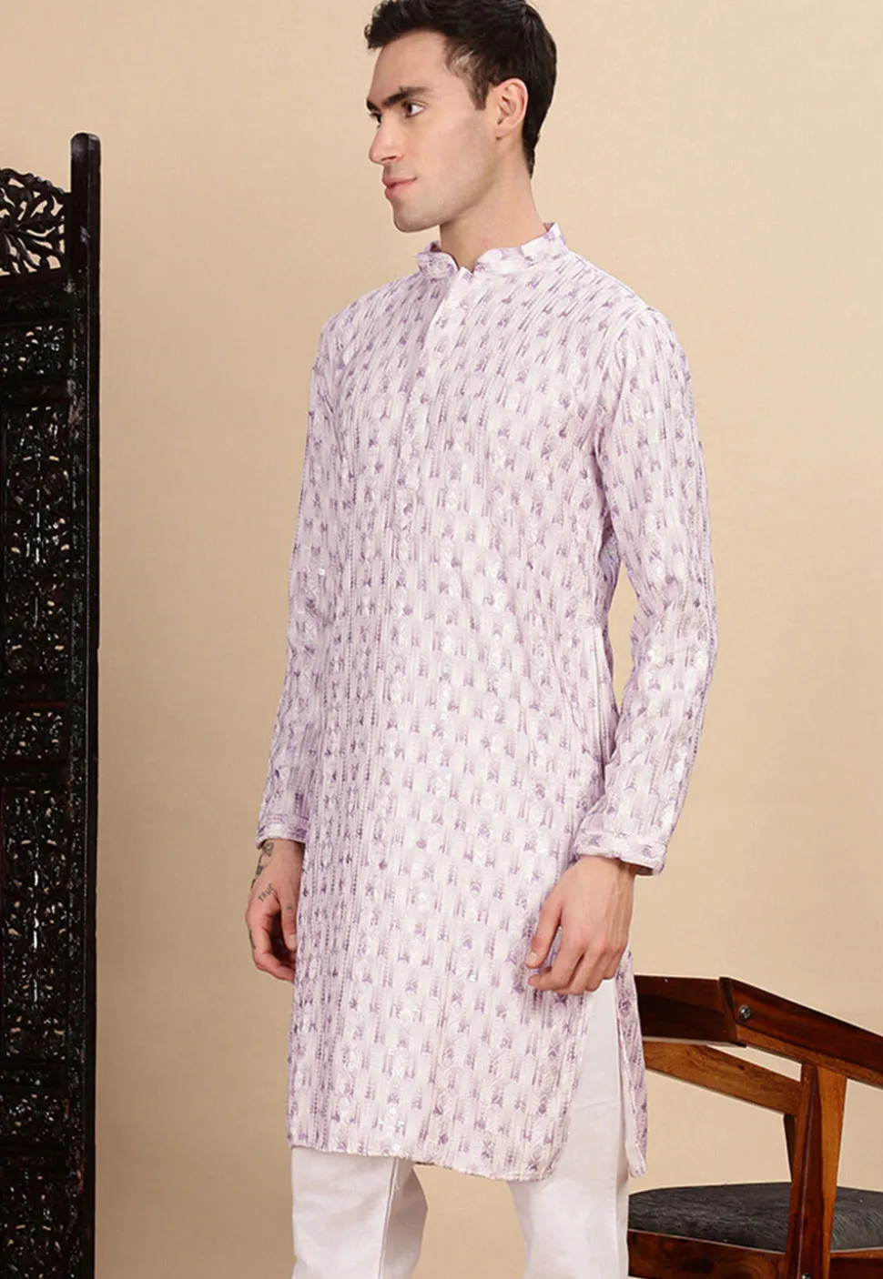 Embroidered Pure Cotton Kurta in Light Purple