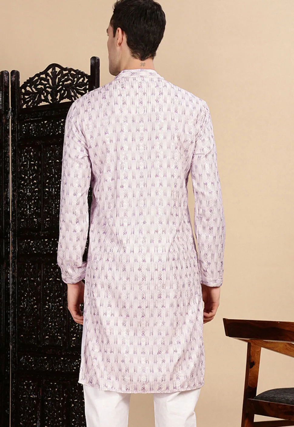 Embroidered Pure Cotton Kurta in Light Purple