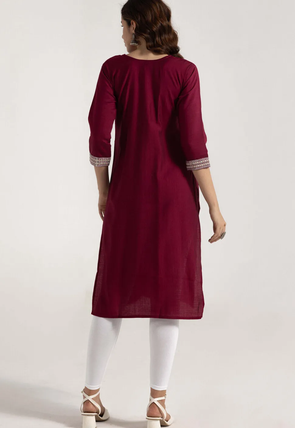 Embroidered Rayon Jacquard Straight Kurta in Maroon