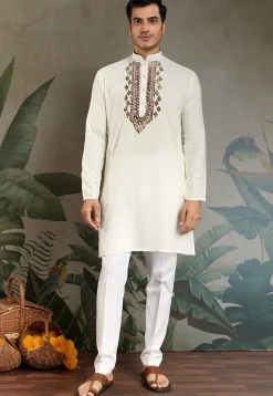 Embroidered Rayon Kurta in Off White