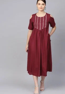 Embroidered Rayon Midi Dress in Maroon