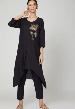 Embroidered Rayon Slub Kurta with Pant in Black