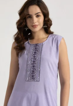 Embroidered Rayon Straight Kurta in Light Purple